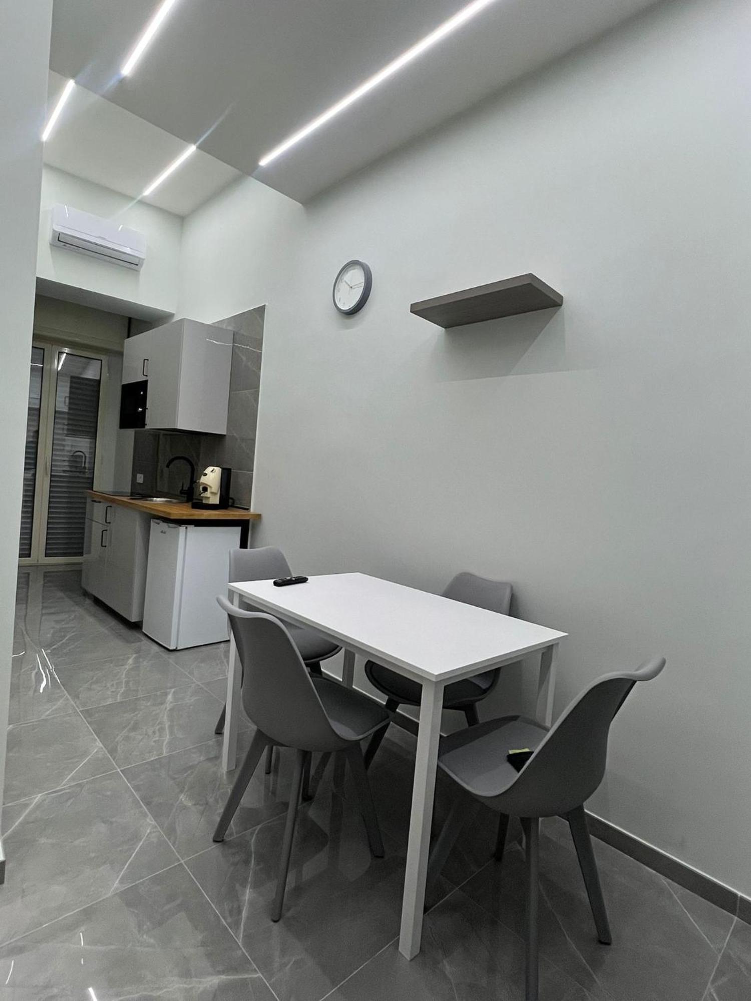 Centro-la Casa Di Salvatore Apartment Naples